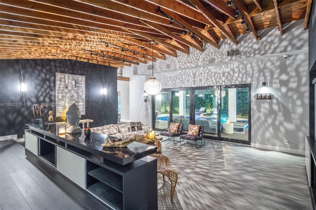 5 of 45 - 40 S Prospect Dr, Coral Gables, FL