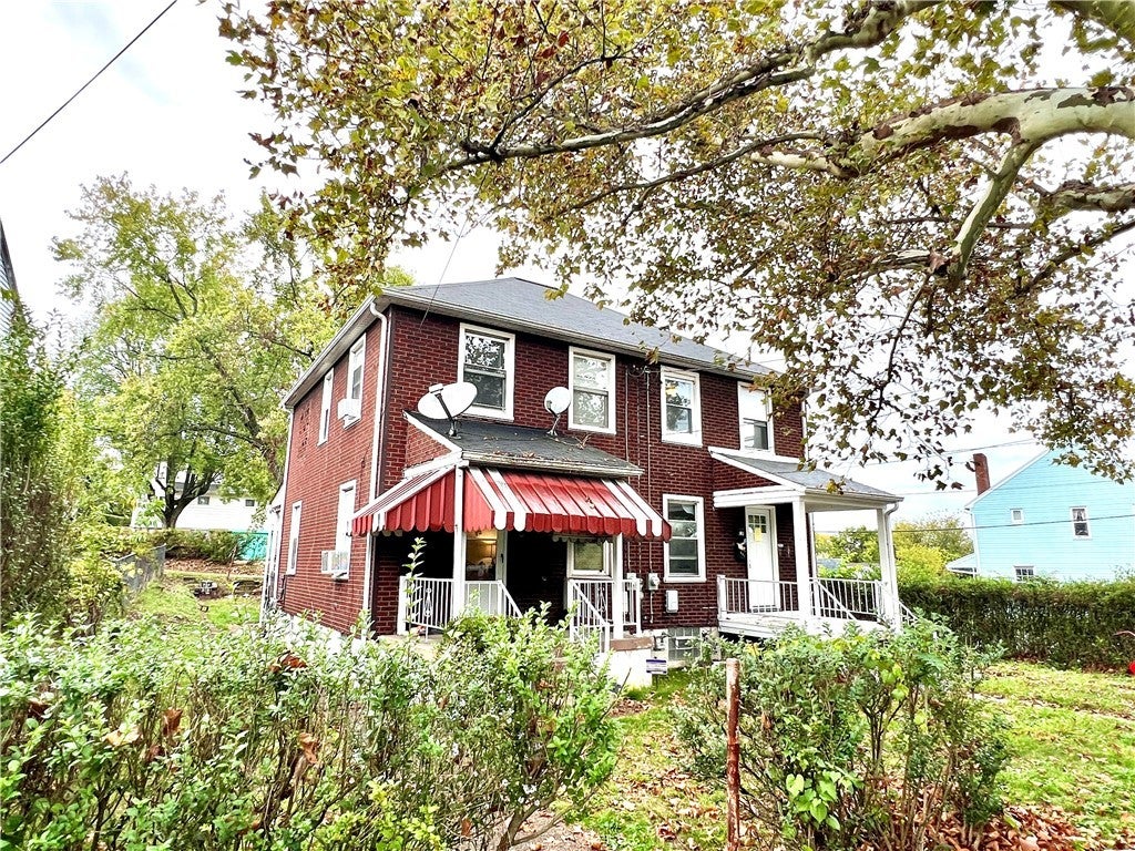 603 Farnsworth Avenue, Clairton