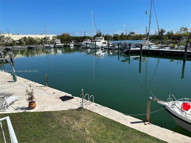 3 of 16 - 5301 Ocean Ter 1, Marathon, FL