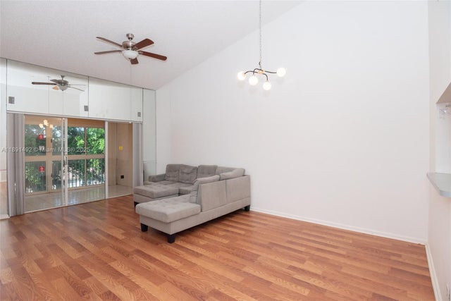 5 of 33 - 5016 Rose Hill Dr 2303, Boynton Beach, FL