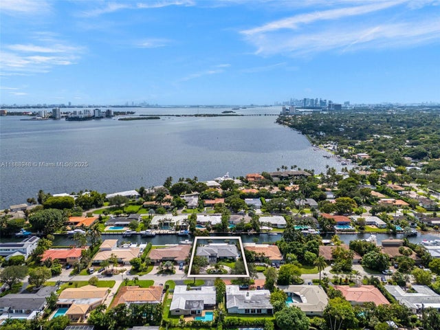 3 of 59 - 1370 Ne 103rd St, Miami Shores, FL