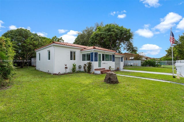 5 of 43 - 5340 Sw 5th St, Miami, FL