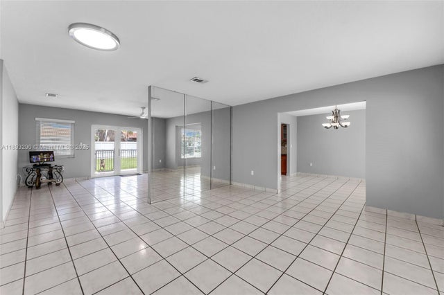 4 of 31 - 10121 Sw 4th St, Miami, FL