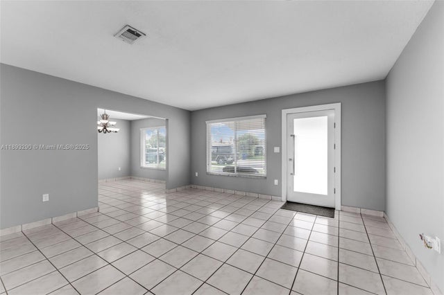 5 of 31 - 10121 Sw 4th St, Miami, FL