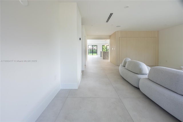 4 of 23 - 10250 Sw 32nd St, Miami, FL