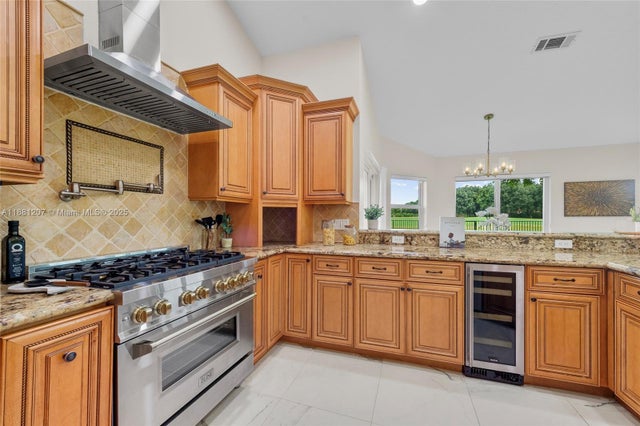5 of 34 - 2666 Palmer Pl, Weston, FL