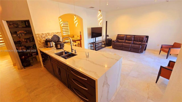 2 of 61 - 2105 Ne 40th Ave, Homestead, FL