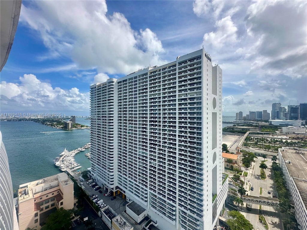 1750 N Bayshore Dr 2808, Miami