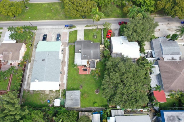 2 of 32 - 1820 Coolidge St, Hollywood, FL
