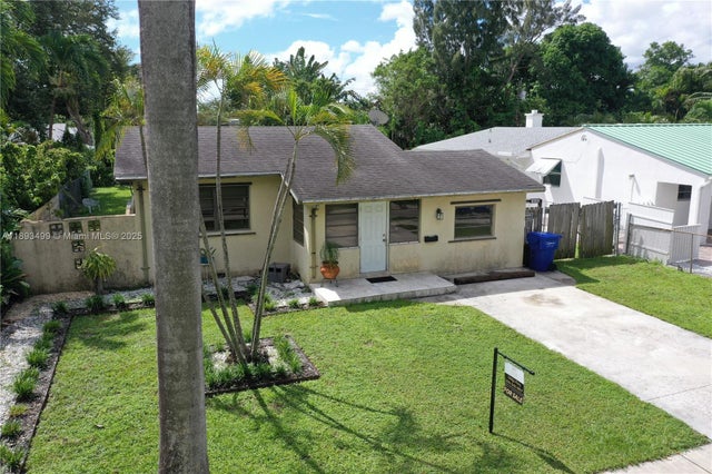 4 of 32 - 1820 Coolidge St, Hollywood, FL