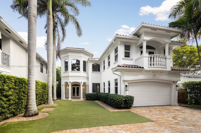 2 of 40 - 4065 Battersea Rd, Coconut Grove, FL