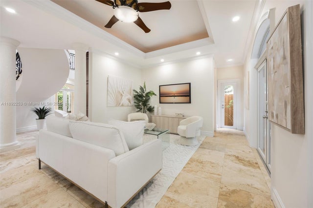 5 of 40 - 4065 Battersea Rd, Coconut Grove, FL