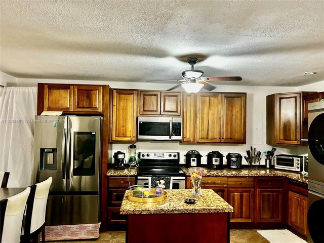 1 of 18 - 2918 Funston St 29b, Hollywood, FL