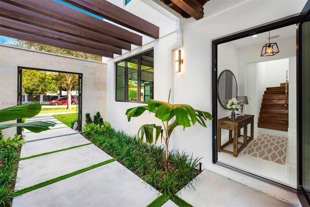 4 of 36 - 638 Escobar Ave, Coral Gables, FL