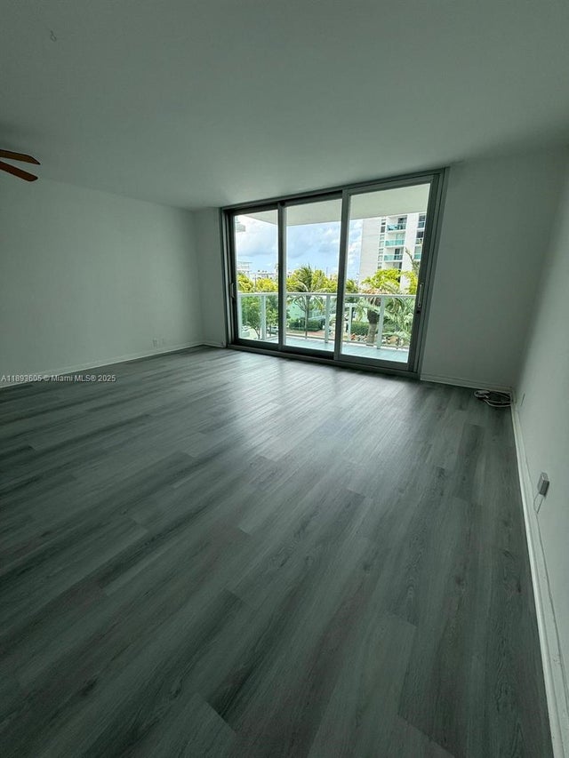 4 of 15 - 1000 West Ave 306, Miami Beach, FL