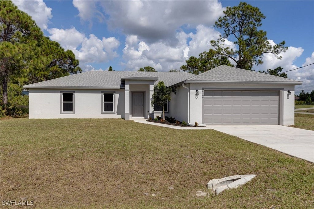 2100 W 15th St, Lehigh Acres