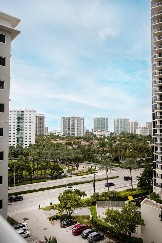 2 of 48 - 19201 Collins Ave 720, Sunny Isles Beach, FL
