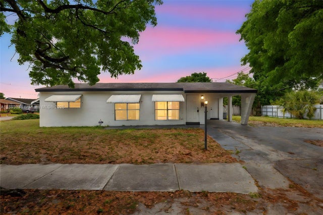 4 of 34 - 1920 N 66th Ave, Hollywood, FL