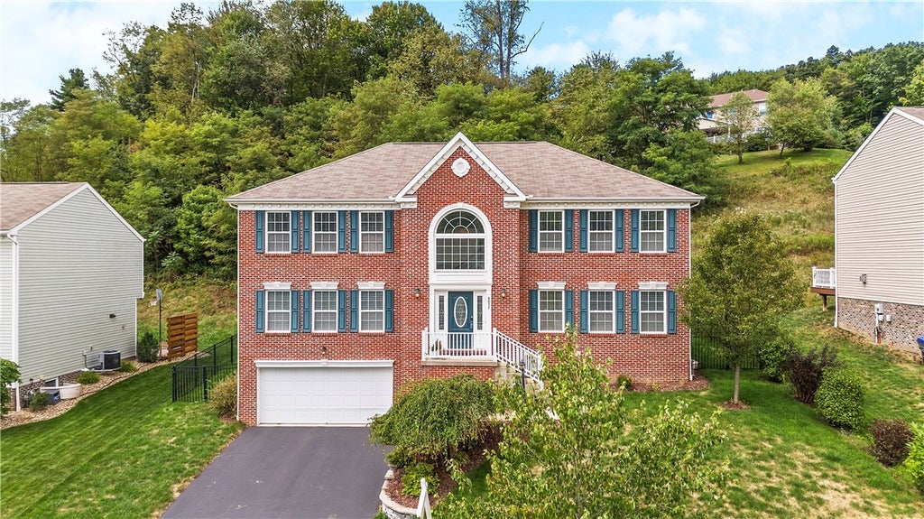 8057 Maureen Drive, Cranberry