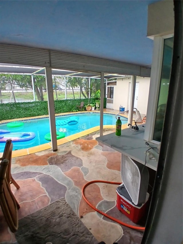 2 of 26 - 3309 Acapulco Dr, Miramar, FL