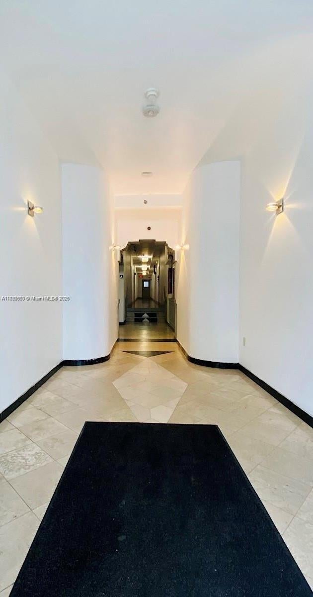 2 of 9 - 3710 Collins Ave N-200, Miami Beach, FL