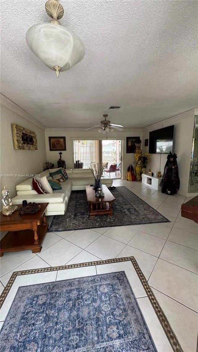 5 of 43 - 4390 Nw 4th Ct, Coconut Creek, FL