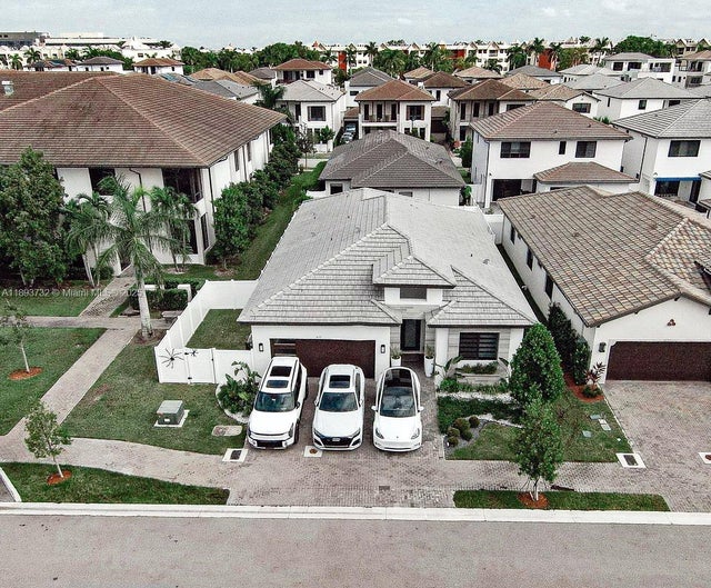 2 of 19 - 8137 Nw 46th Ter, Doral, FL