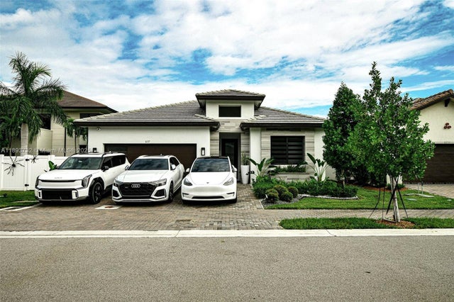 3 of 19 - 8137 Nw 46th Ter, Doral, FL