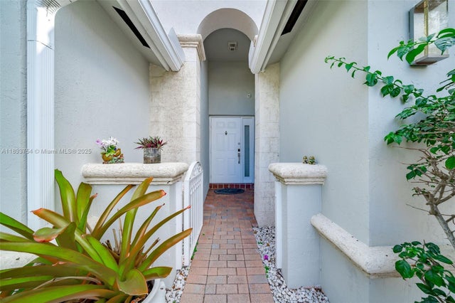 5 of 25 - 5032 Sw 34th Ter, Hollywood, FL