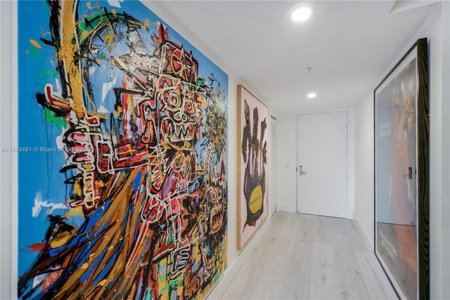 4 of 33 - 41 Se 5th St 1709, Miami, FL