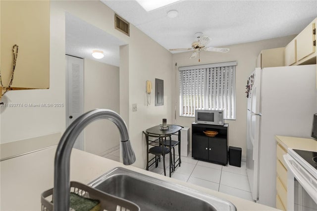 4 of 44 - 7740 Nw 50th St 408, Lauderhill, FL