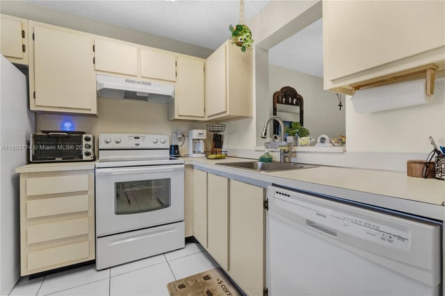 5 of 44 - 7740 Nw 50th St 408, Lauderhill, FL