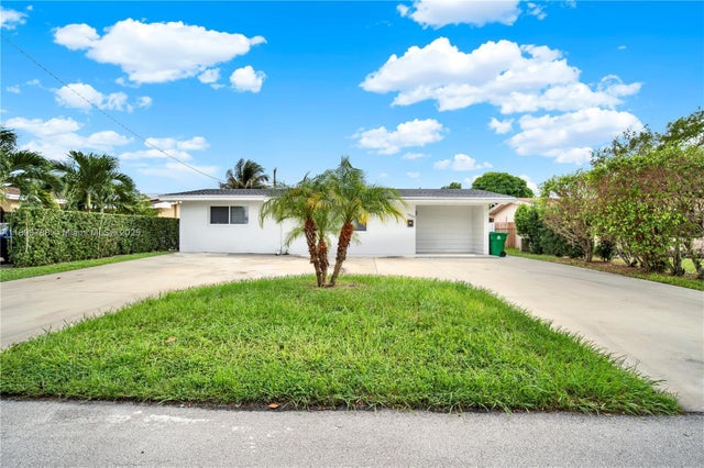 1 of 29 - 7932 Meridian St, Miramar, FL