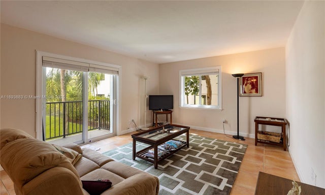 5 of 27 - 6815 Edgewater Dr 108, Coral Gables, FL
