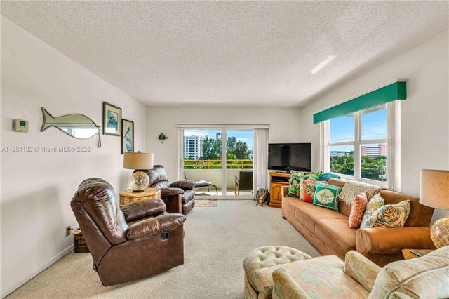 4 of 38 - 1630 N Ocean Blvd 515, Pompano Beach, FL