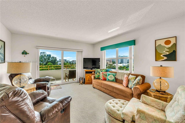 5 of 38 - 1630 N Ocean Blvd 515, Pompano Beach, FL