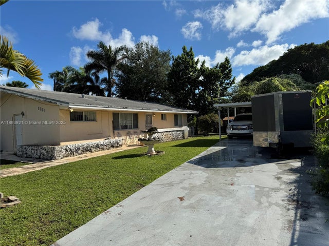 4 of 4 - 5955 Nw 18th Ave, Miami, FL