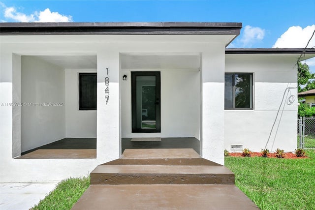 2 of 16 - 1847 Nw 82nd St, Miami, FL
