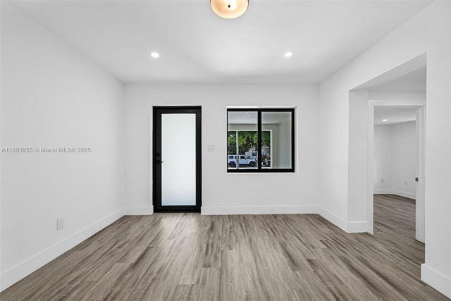 3 of 16 - 1847 Nw 82nd St, Miami, FL
