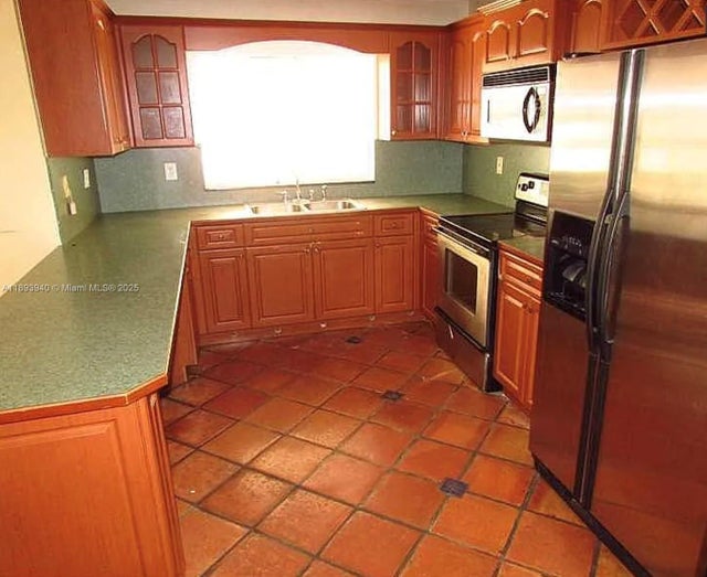 2 of 4 - 1045 Nw 126th Pl, Miami, FL