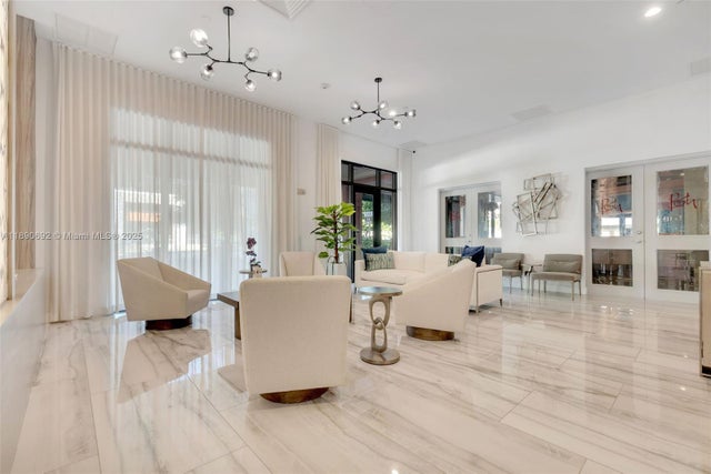 2 of 36 - 110 N Federal Hwy 909, Fort Lauderdale, FL