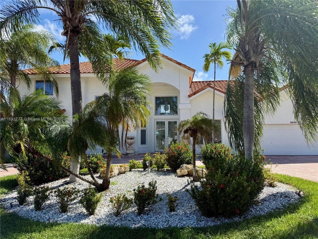 1 of 31 - 3030 Ne 42nd St, Fort Lauderdale, FL