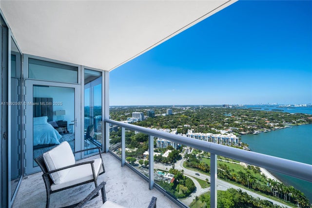 1 of 20 - 601 Ne 36th St 2908, Miami, FL
