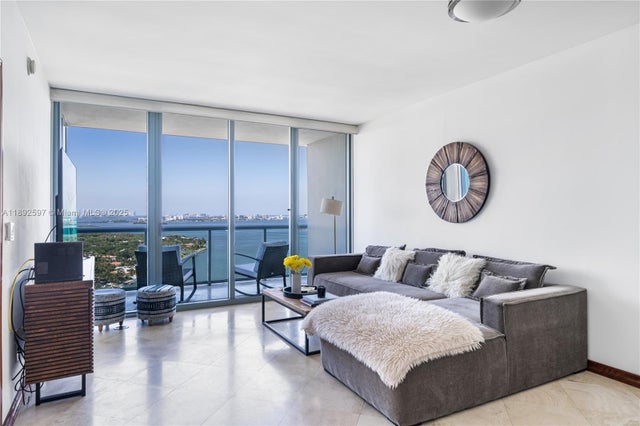 3 of 20 - 601 Ne 36th St 2908, Miami, FL