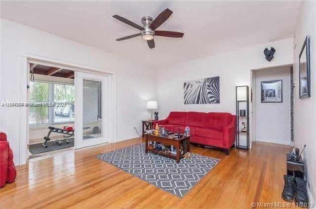 4 of 17 - 1025 Ne 17th Way, Fort Lauderdale, FL