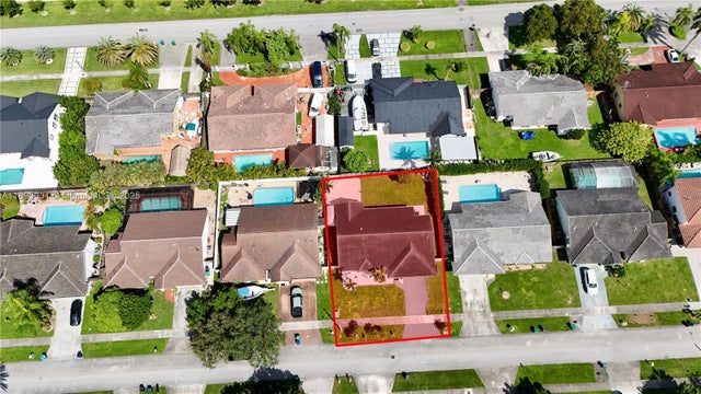 2 of 30 - 14931 Sw 168th Ter, Miami, FL