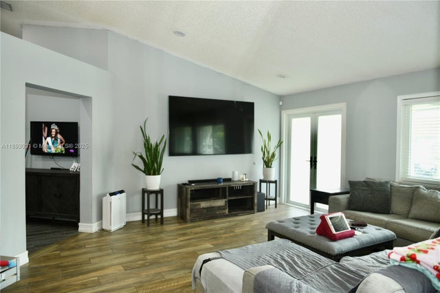 3 of 30 - 14931 Sw 168th Ter, Miami, FL