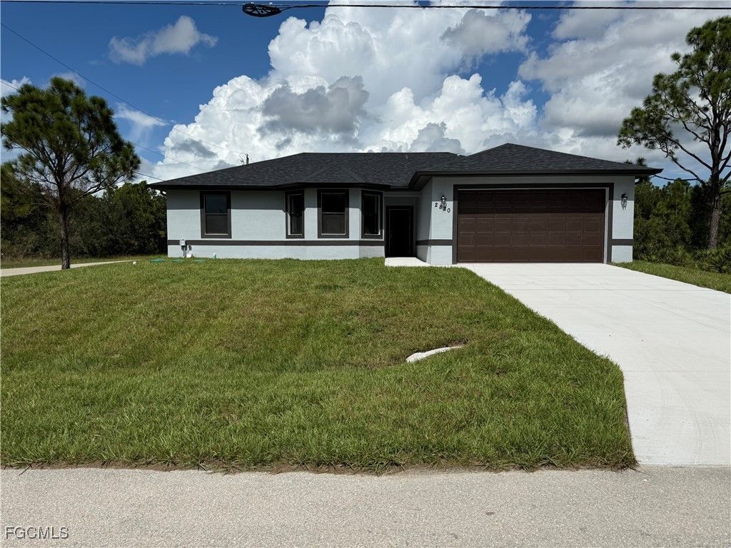 2820 47th St W, LEHIGH ACRES