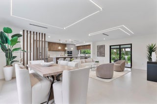 Photo of Listing #A11893379