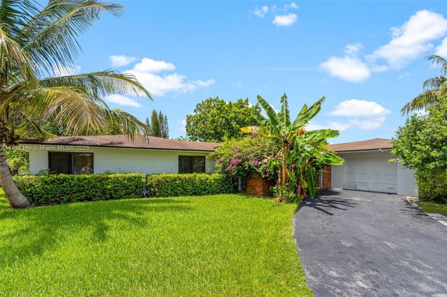 3 of 16 - 6830 Sw 93rd Ct, Miami, FL